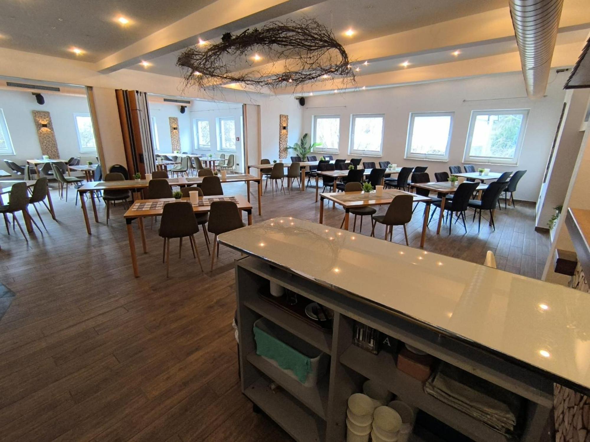 Smart B&b2 Bb2 317 Hotel *