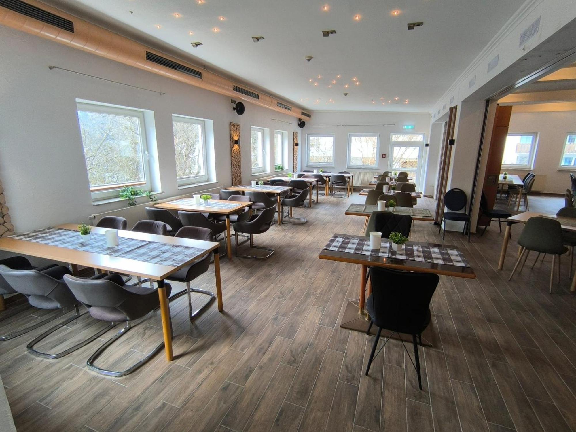 Smart B&b2 Bb2 317 Hotel *